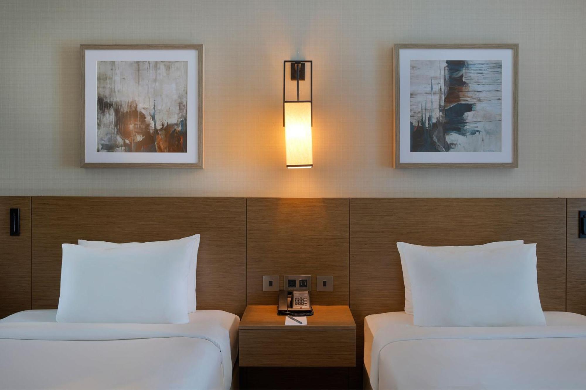 Courtyard By Marriott Riyadh Northern Ring Road Exterior photo