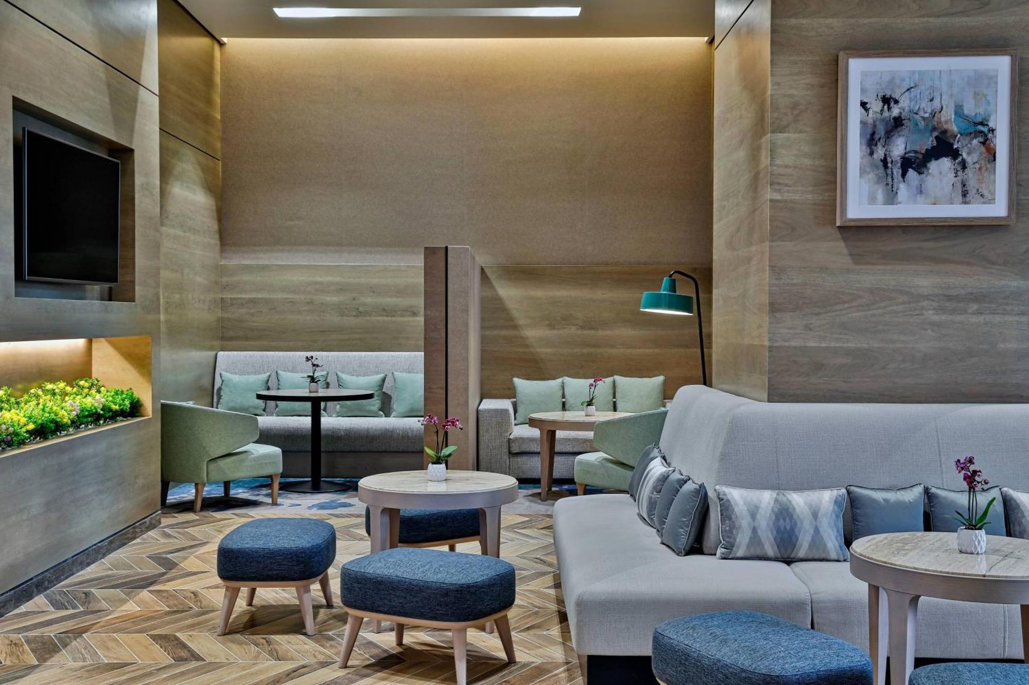 Courtyard By Marriott Riyadh Northern Ring Road Exterior photo